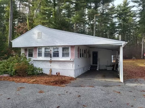 58 Maplewood Dr, Halifax, MA 02338