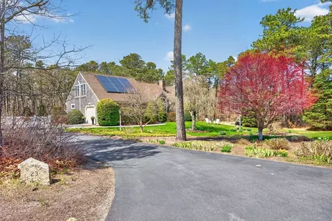 23 Dundee Cir, Harwich, MA 02645