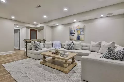 Living - 5 Coastline Dr, Mashpee, MA 02649 photo 2 of 2