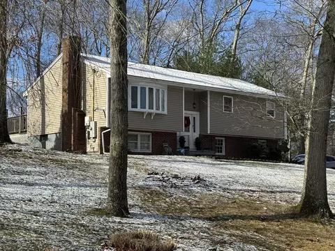 Exterior - 149 Thurber Ave, Attleboro, MA 02703 photo 2 of 6