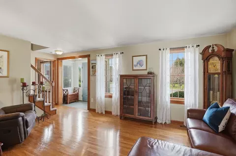99 Highland View Dr, Sutton, MA 01590 photo 9