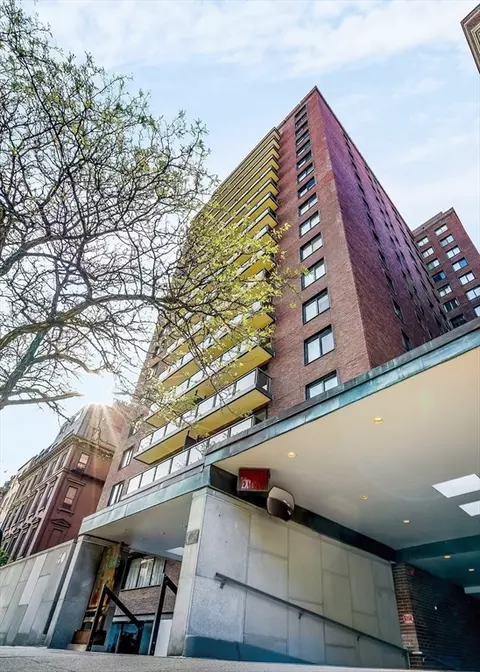 180 Beacon St #6A, Boston, MA 02116