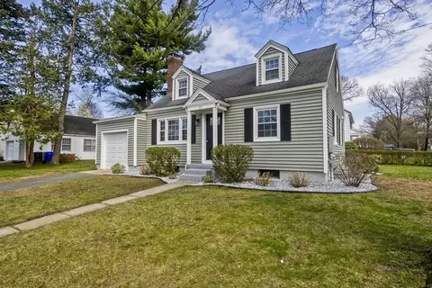 93 Cooper St, Springfield, MA 01108