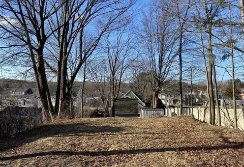 Exterior - 42 E Main St, Webster, MA 01570 photo 7 of 8