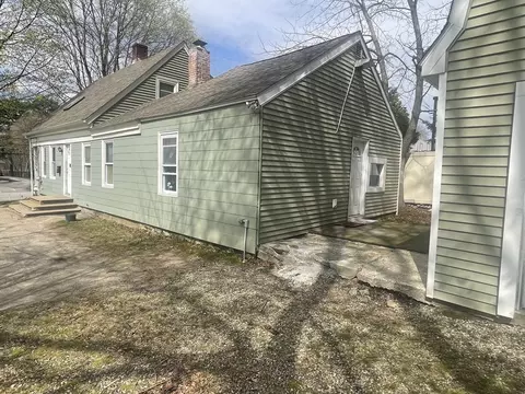 Exterior - 42 E Main St, Webster, MA 01570 photo 5 of 8