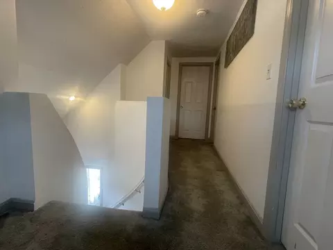 Entry Way - 42 E Main St, Webster, MA 01570 photo 1 of 3