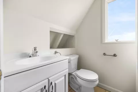 17 Upland Rd, Everett, MA 02149 photo 32