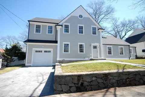 32 Hickory Cliff Rd, Newton, MA 02464