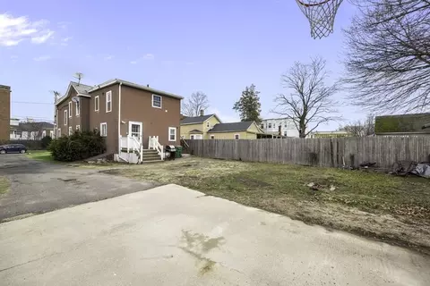 28 Maple St, Chicopee, MA 01020 photo 34