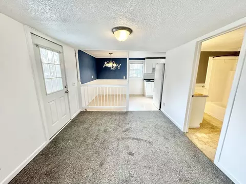 28 Maple St, Chicopee, MA 01020 photo 22