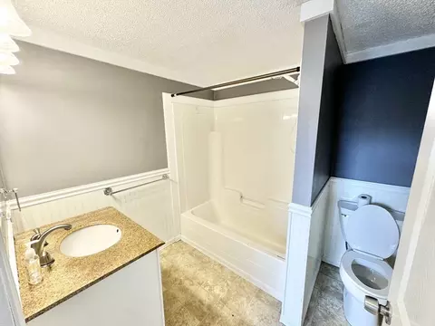 28 Maple St, Chicopee, MA 01020 photo 28