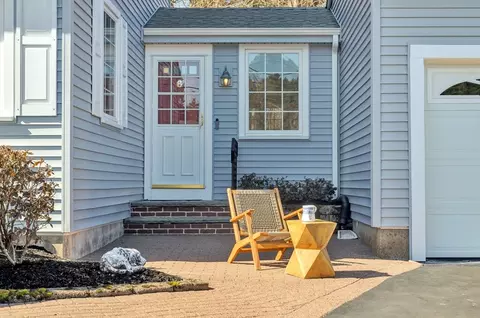 6 Blueberry Hill Rd, Groveland, MA 01834