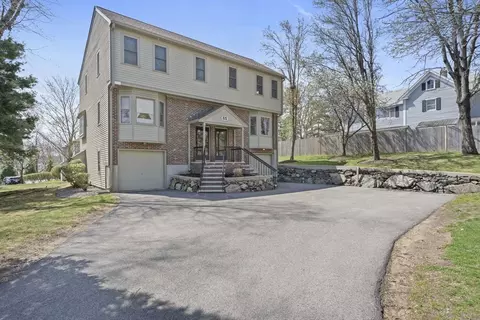 65 Maple St #B, Canton, MA 02021 photo 3