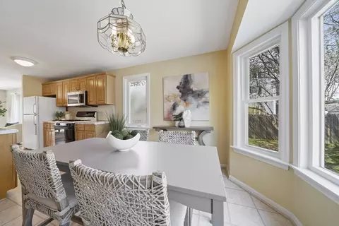 65 Maple St #B, Canton, MA 02021 photo 10