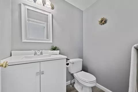 65 Maple St #B, Canton, MA 02021 photo 15