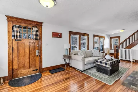 61 Spencer St, Springfield, MA 01118 photo 3