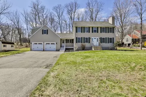 54 Kenoza St, Haverhill, MA 01830