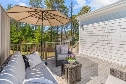 Exterior - 24 Cobblestone Cir, Mashpee, MA 02649 photo 5 of 9