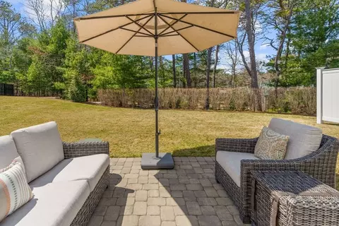 Exterior - 24 Cobblestone Cir, Mashpee, MA 02649 photo 6 of 9