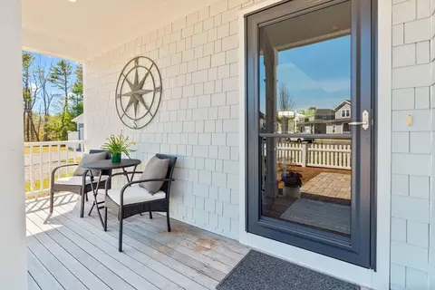 Exterior - 24 Cobblestone Cir, Mashpee, MA 02649 photo 3 of 9