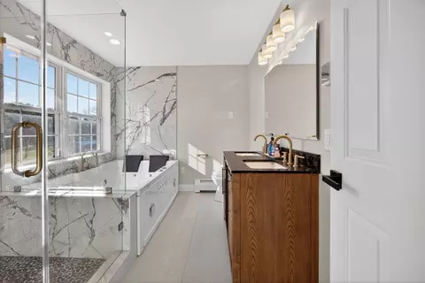 43 Mohawk Dr, Gardner, MA 01440 photo 16