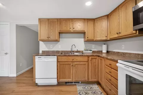 43 Mohawk Dr, Gardner, MA 01440 photo 32