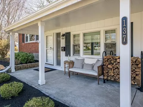 137 Robert Rd, Dedham, MA 02026 photo 5