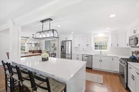 137 Robert Rd, Dedham, MA 02026 photo 11