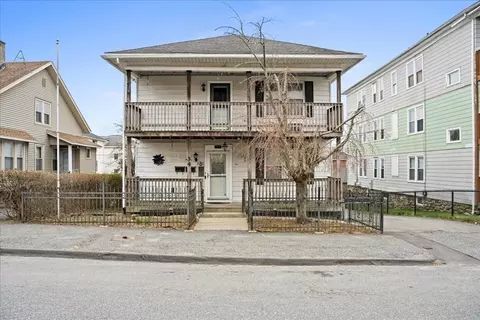 34 Dartmouth St, Worcester, MA 01604