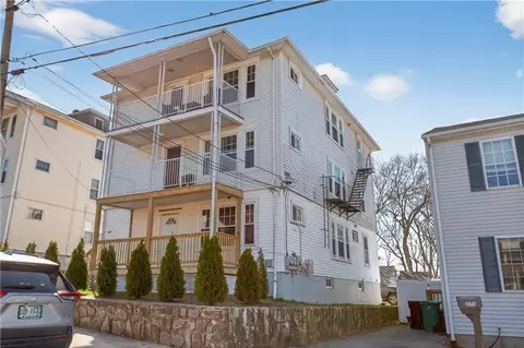 277 Ward St, Woonsocket, RI 02895 photo 2