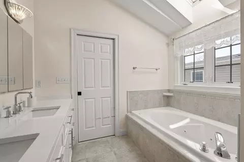 55 Wompatuck Rd, Hingham, MA 02043 photo 13