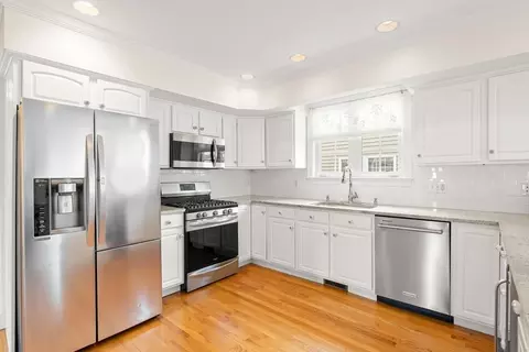 55 Wompatuck Rd, Hingham, MA 02043 photo 5