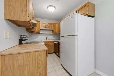 Kitchen - 21 Middlesex Ave #305, Worcester, MA 01604 photo 3 of 3