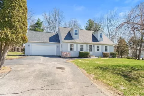 4 Lilacwood, Haverhill, MA 01832