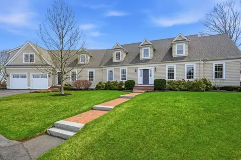 21 Chadbourne Rd, Lexington, MA 02421