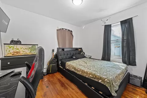 Bedroom - 20 Hill St, Webster, MA 01570 photo 8 of 10