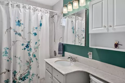 69 Spring St, Hyannis, MA 02601 photo 16