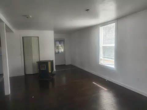 Living - 6 Maple St, Chester, MA 01011 photo 4 of 5