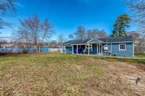 Exterior - 28 Lakeview, Wareham, MA 02538 photo 4 of 12