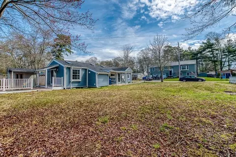 Exterior - 28 Lakeview, Wareham, MA 02538 photo 7 of 12