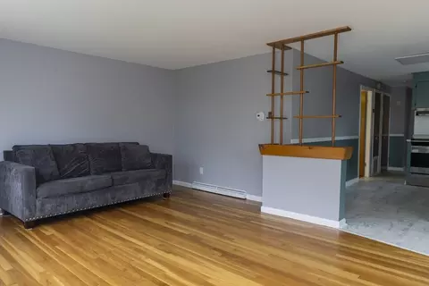 28 Gordon St, Worcester, MA 01604 photo 6