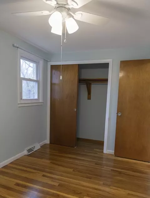 28 Gordon St, Worcester, MA 01604 photo 14