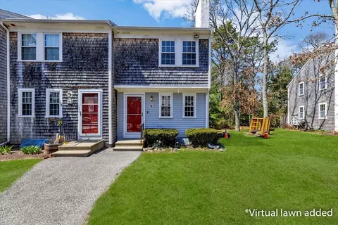 300 Falmouth Rd #16F, Mashpee, MA 02649