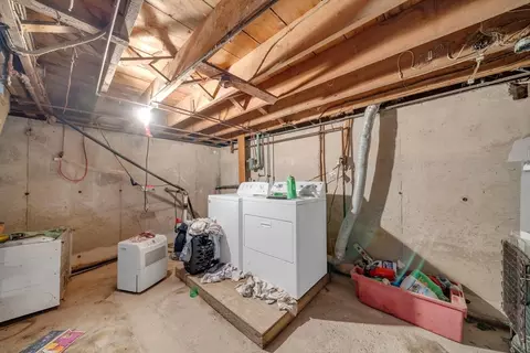 11 Bartlett St, Salisbury, MA 01952 photo 27