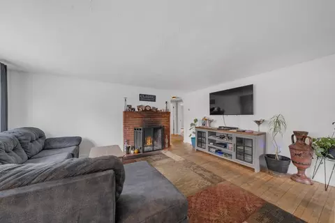 11 Bartlett St, Salisbury, MA 01952 photo 12
