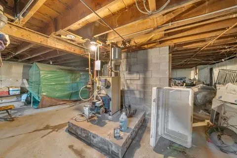 11 Bartlett St, Salisbury, MA 01952 photo 28