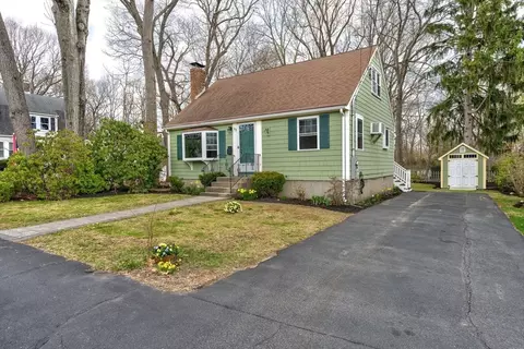 103 Prospect St N, Braintree, MA 02184