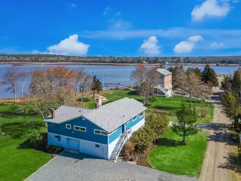 3 Bass Point Rd, Marion, MA 02738