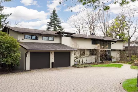 363 Brookline St, Newton, MA 02459
