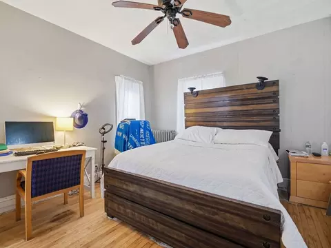 Bedroom - 77 Lewis St, Everett, MA 02149 photo 2 of 5